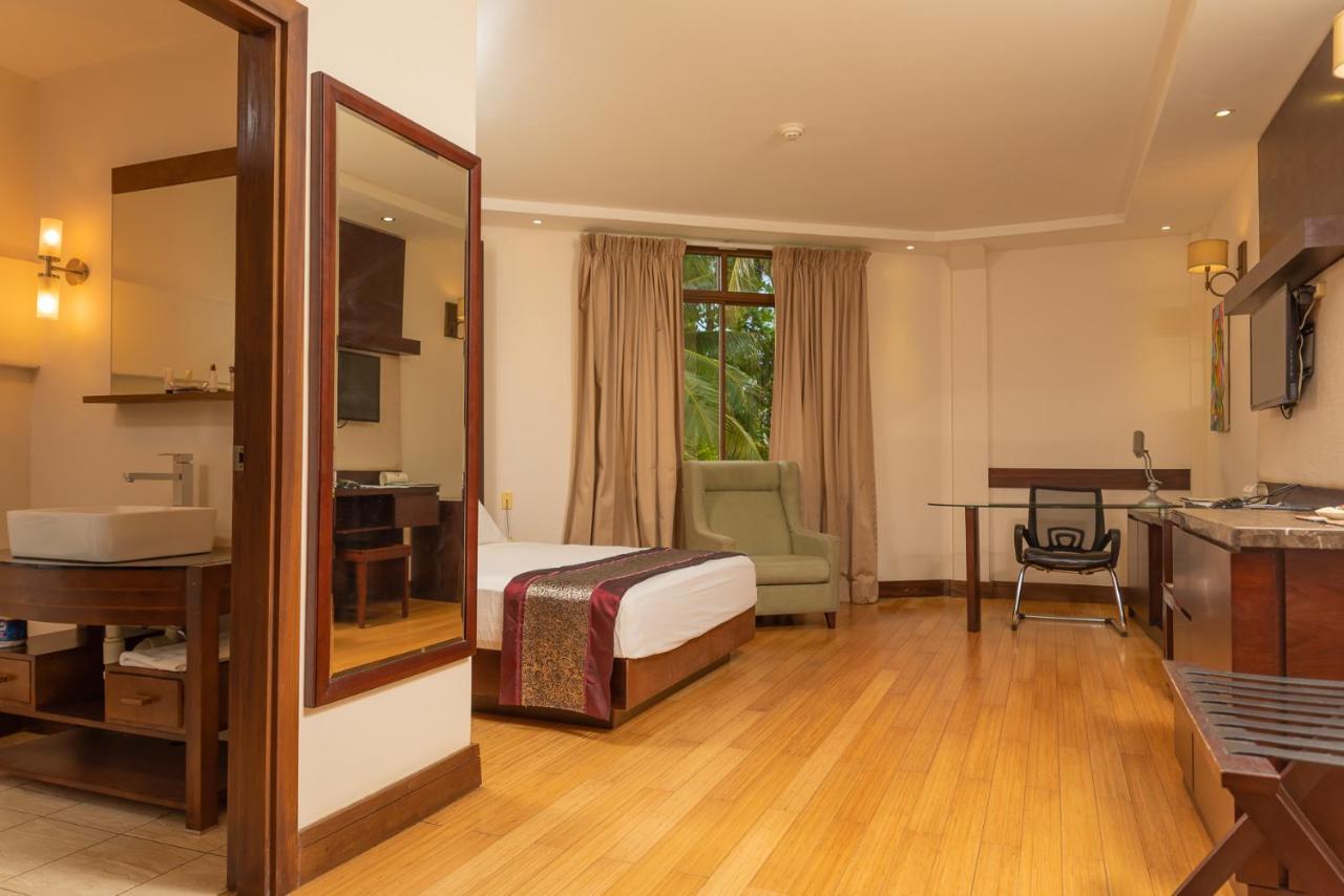 ג'ורג'טאון Herdmanston Lodge Hotel מראה חיצוני תמונה