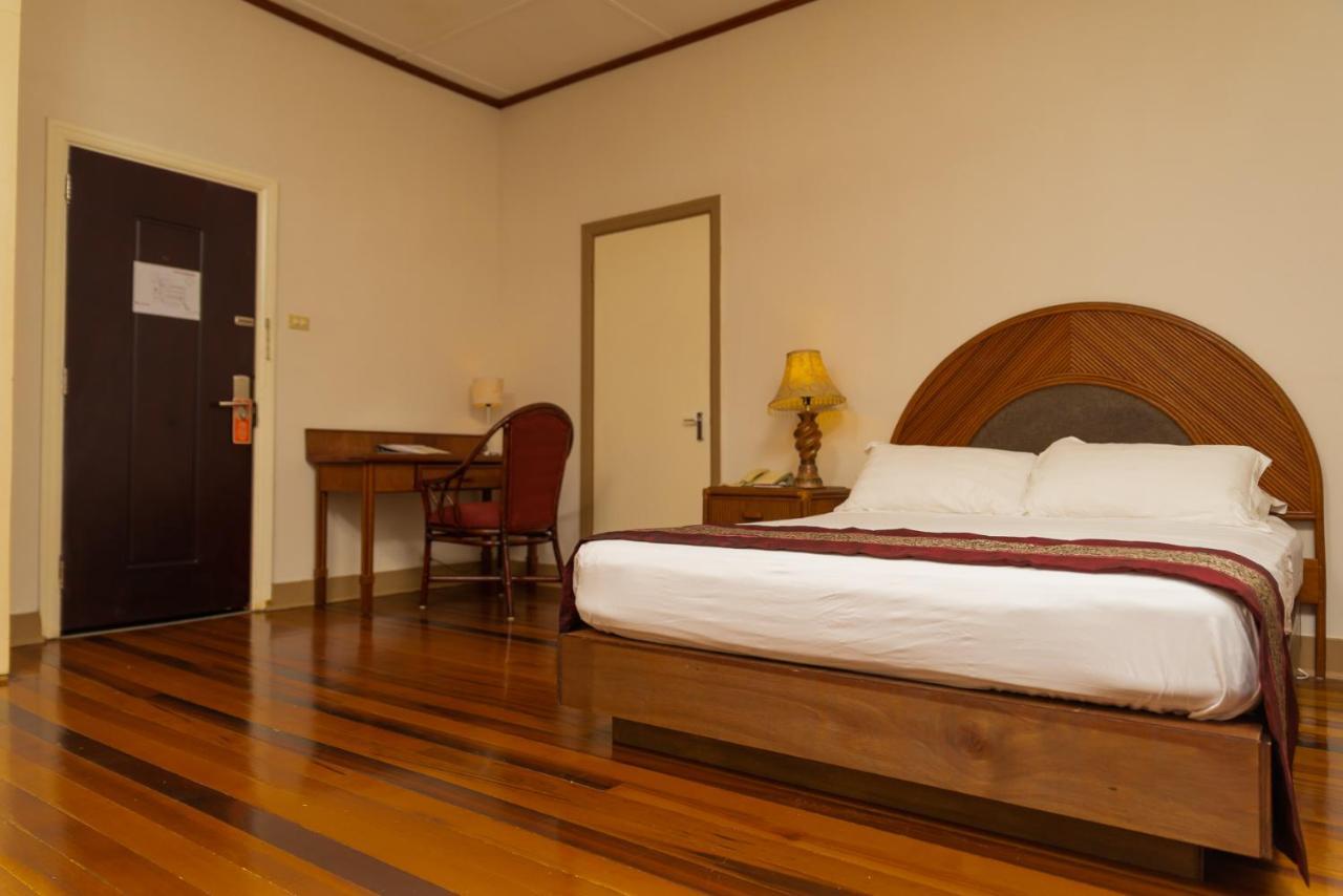 ג'ורג'טאון Herdmanston Lodge Hotel מראה חיצוני תמונה